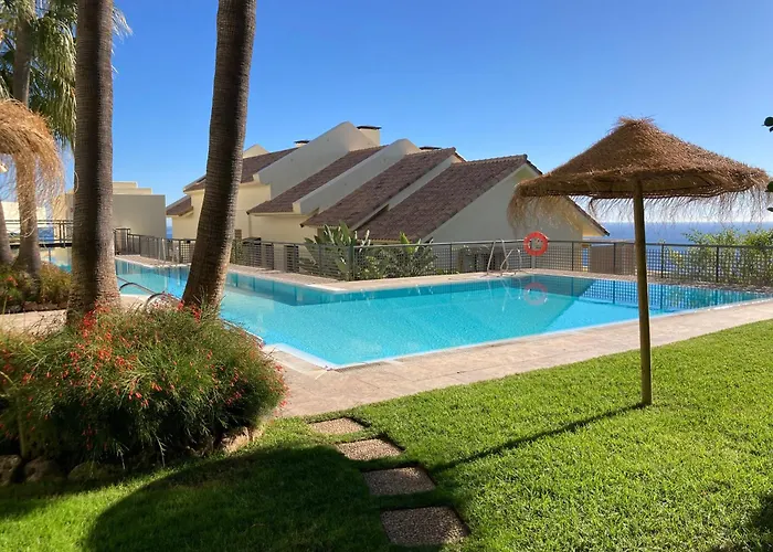 Monteros Hill Club